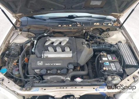 2000 Honda Accord 3.0 Ex z USA, uszkodzony, nr VIN 1HGCG1657YA068059